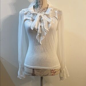 Chic White Ruffled Blouse